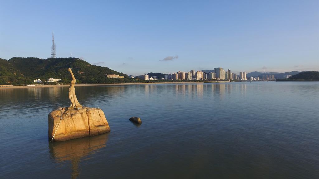 Starway Zhuhai Bihai Hotel Bagian luar foto
