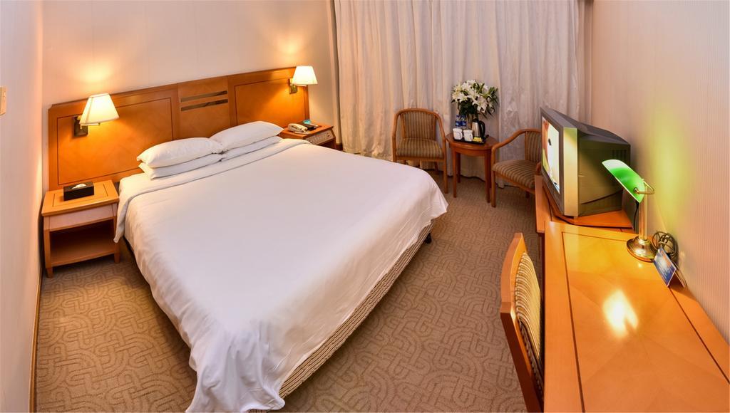 Starway Zhuhai Bihai Hotel Bagian luar foto